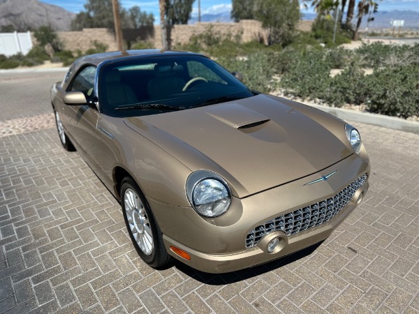 Used-2005-Ford-Thunderbird-Deluxe
