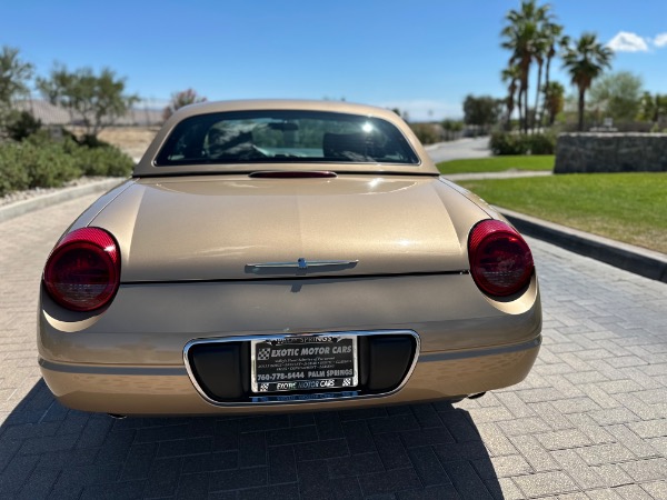 Used-2005-Ford-Thunderbird-Deluxe