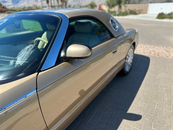 Used-2005-Ford-Thunderbird-Deluxe