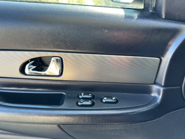 Used-2005-Ford-Thunderbird-Deluxe