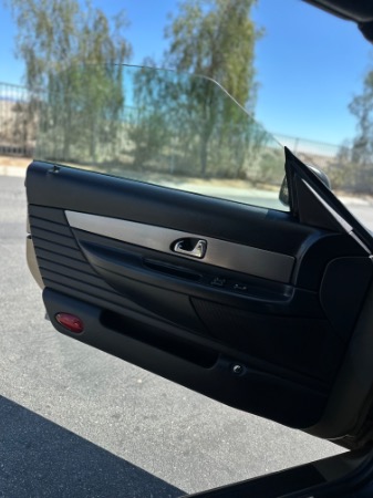 Used-2005-Ford-Thunderbird-Deluxe