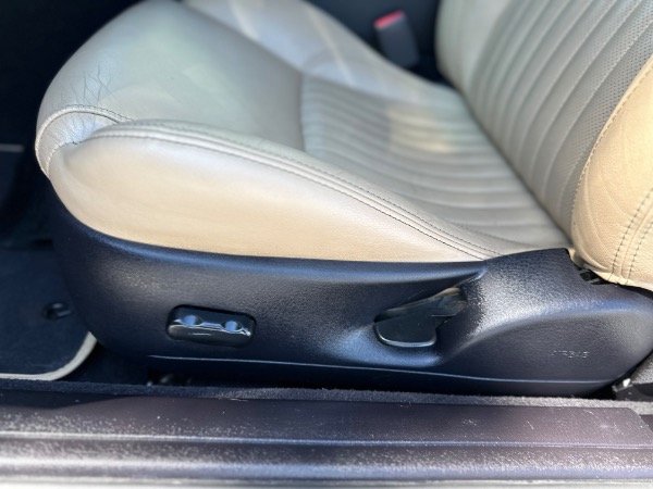 Used-2005-Ford-Thunderbird-Deluxe