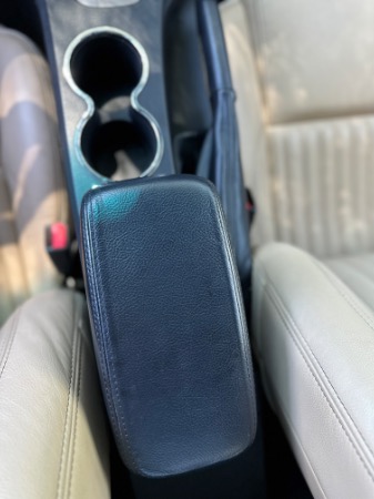 Used-2005-Ford-Thunderbird-Deluxe