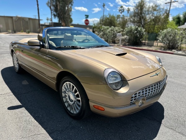 Used-2005-Ford-Thunderbird-Deluxe