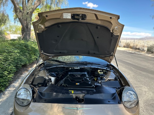 Used-2005-Ford-Thunderbird-Deluxe