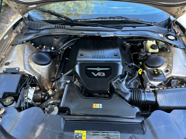 Used-2005-Ford-Thunderbird-Deluxe