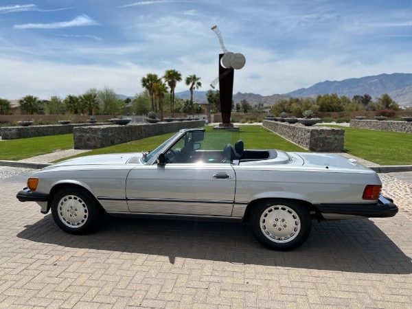 Used-1988-Mercedes-Benz-560-Class-560-SL
