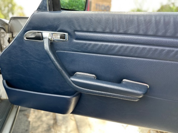 Used-1988-Mercedes-Benz-560-Class-560-SL