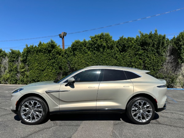 Used-2021-Aston-Martin-DBX