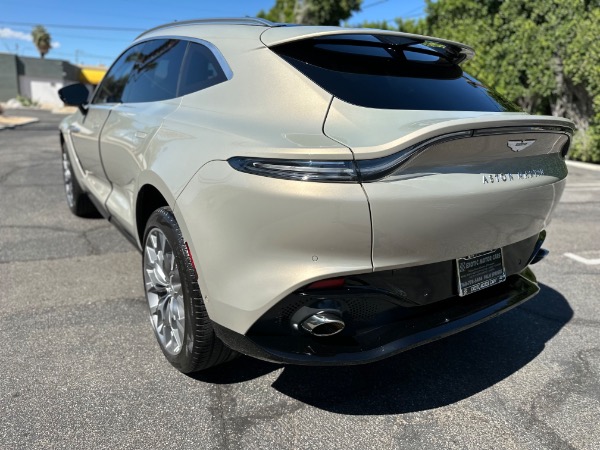 Used-2021-Aston-Martin-DBX