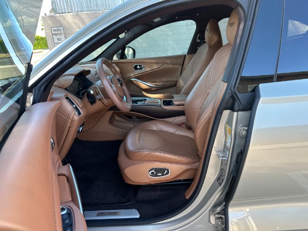 Used-2021-Aston-Martin-DBX