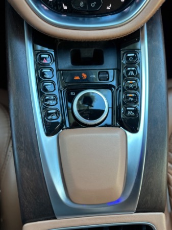 Used-2021-Aston-Martin-DBX