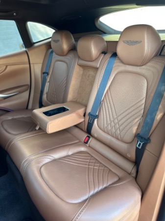 Used-2021-Aston-Martin-DBX