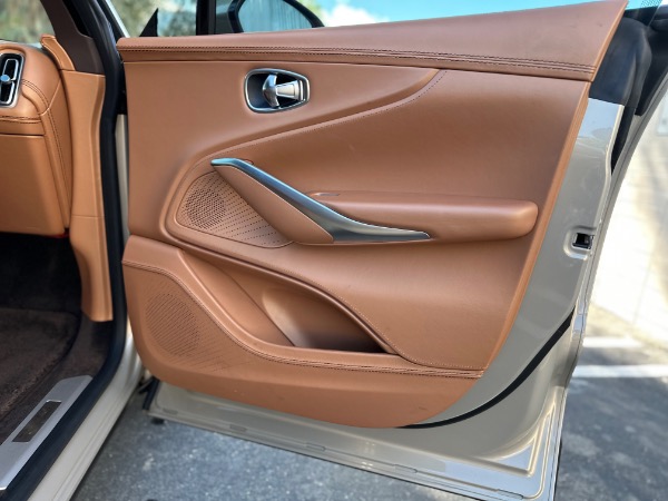 Used-2021-Aston-Martin-DBX