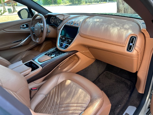 Used-2021-Aston-Martin-DBX