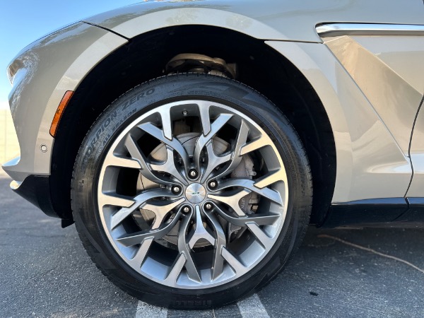 Used-2021-Aston-Martin-DBX