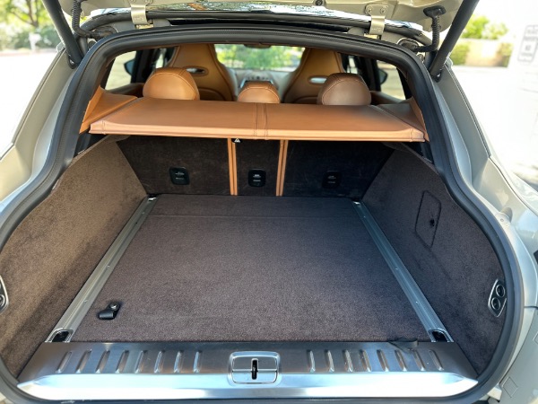 Used-2021-Aston-Martin-DBX