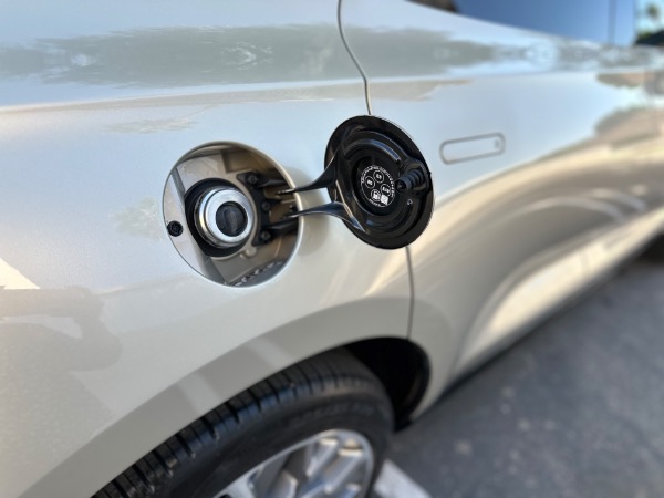 Used-2021-Aston-Martin-DBX