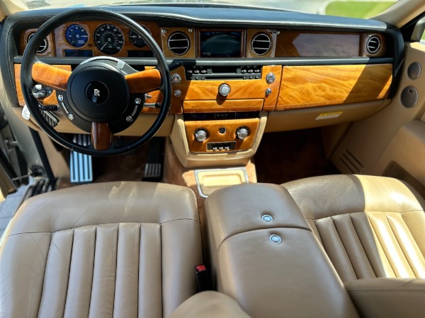 Used-2006-Rolls-Royce-Phantom