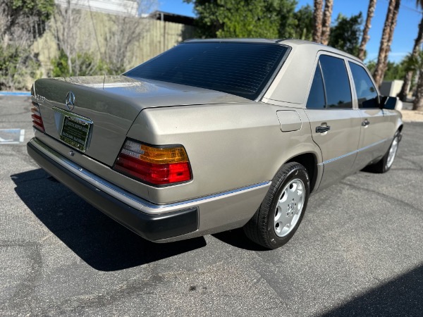 Used-1995-Mercedes-Benz-E320-luxe