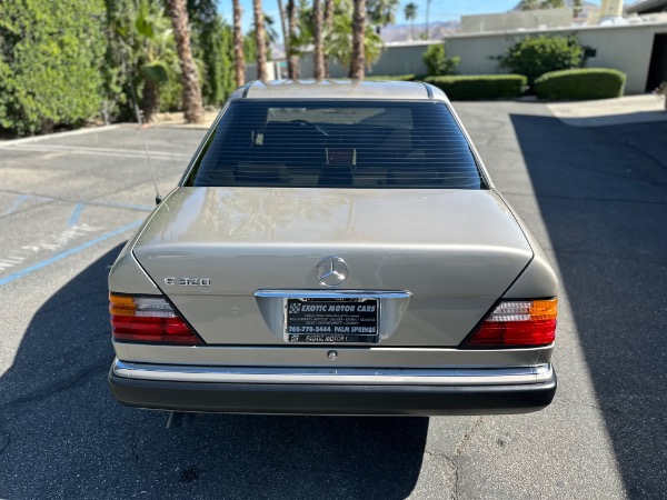 Used-1995-Mercedes-Benz-E320-luxe