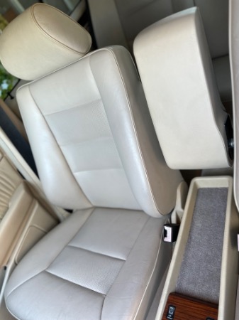 Used-1995-Mercedes-Benz-E320-luxe