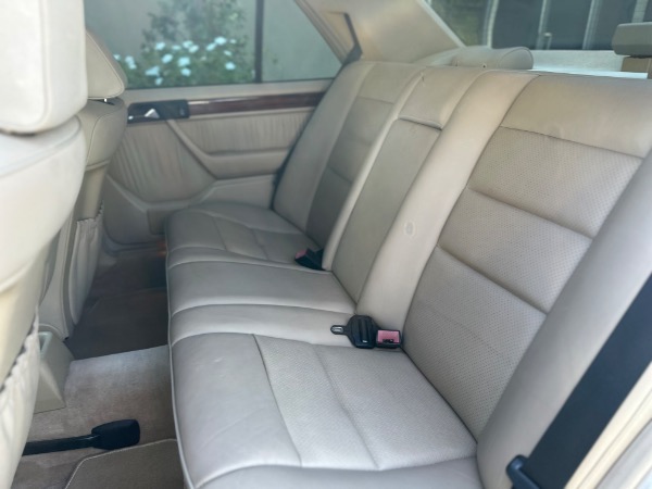Used-1995-Mercedes-Benz-E320-luxe