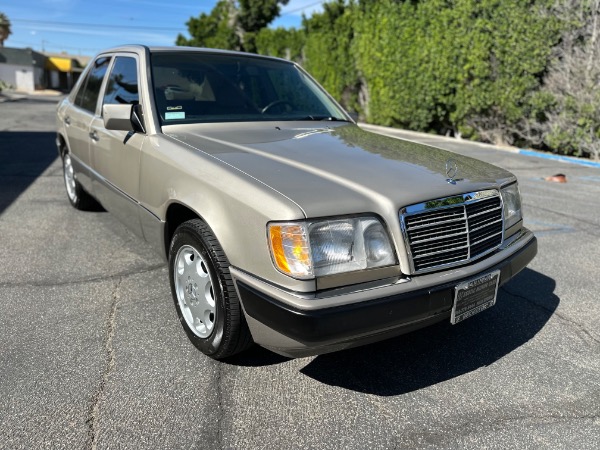 Used-1995-Mercedes-Benz-E320-luxe