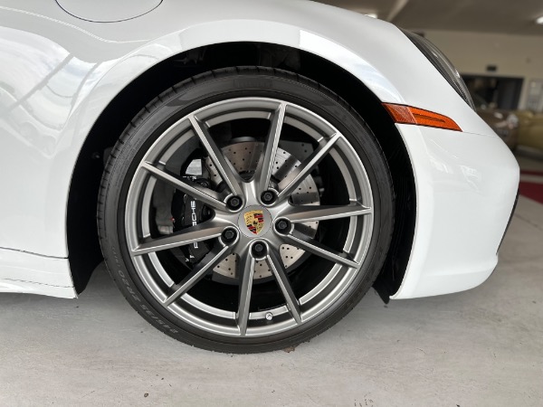 Used-2020-Porsche-911-Carrera-4S