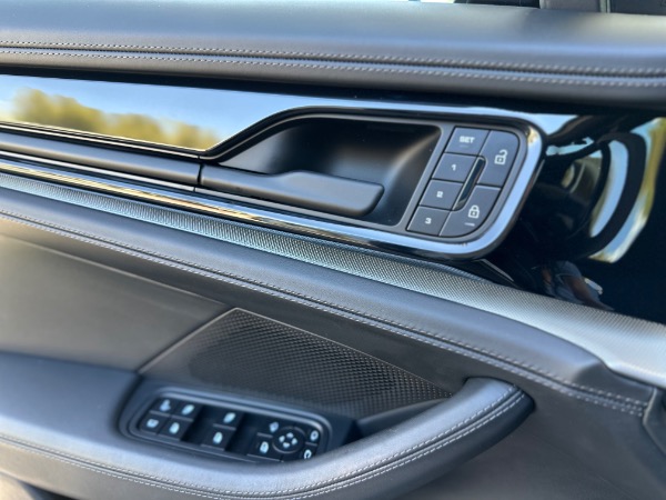 Used-2025-Porsche-Panamera-4-E-Hybrid