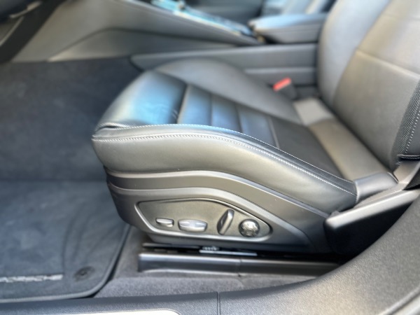 Used-2025-Porsche-Panamera-4-E-Hybrid
