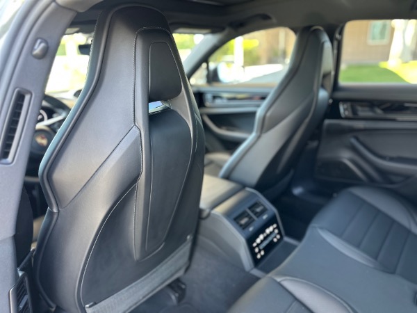 Used-2025-Porsche-Panamera-4-E-Hybrid