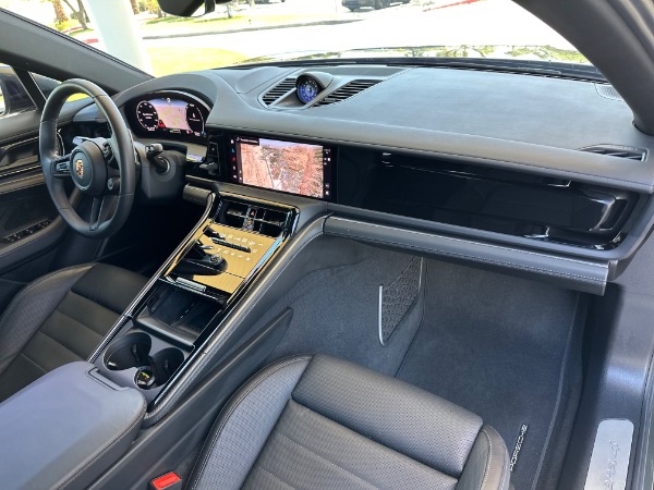 Used-2025-Porsche-Panamera-4-E-Hybrid