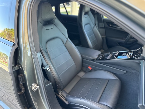 Used-2025-Porsche-Panamera-4-E-Hybrid