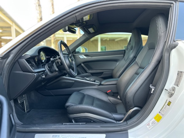 Used-2021-Porsche-911-Carrera