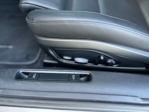 Used-2021-Porsche-911-Carrera