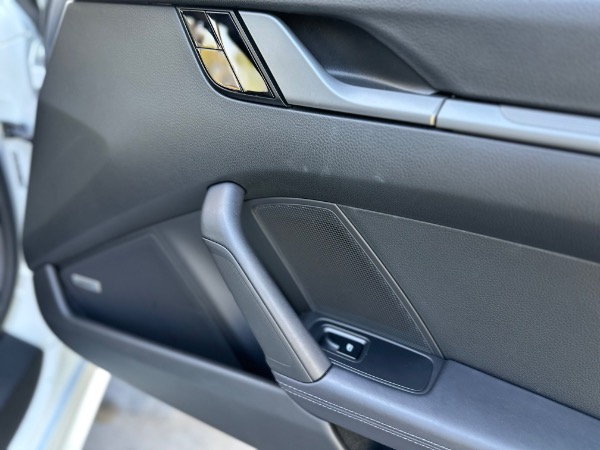 Used-2021-Porsche-911-Carrera