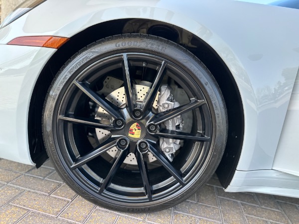 Used-2021-Porsche-911-Carrera