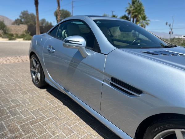 Used-2015-Mercedes-Benz-SLK-250-luxe