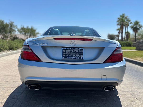 Used-2015-Mercedes-Benz-SLK-250-luxe