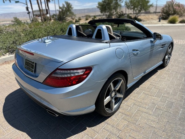 Used-2015-Mercedes-Benz-SLK-250-luxe