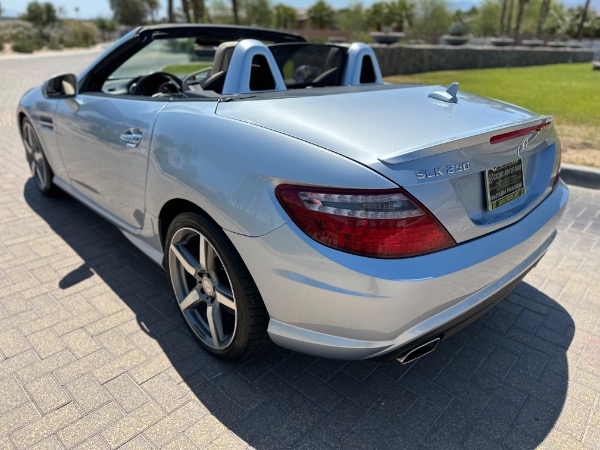 Used-2015-Mercedes-Benz-SLK-250-luxe