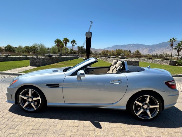 Used-2015-Mercedes-Benz-SLK-250-luxe