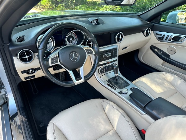 Used-2015-Mercedes-Benz-SLK-250-luxe