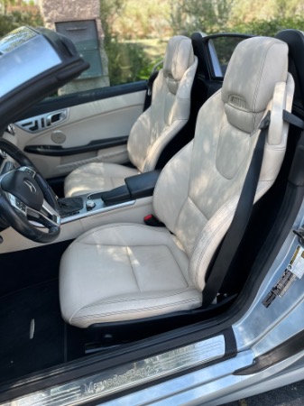 Used-2015-Mercedes-Benz-SLK-250-luxe