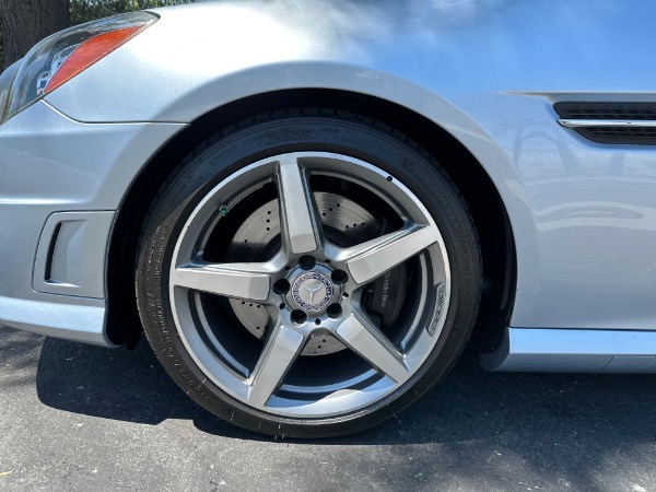 Used-2015-Mercedes-Benz-SLK-250-luxe