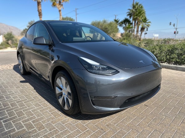 Used-2023-Tesla-Model-Y-Long-Range
