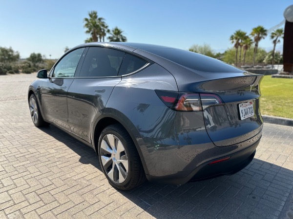 Used-2023-Tesla-Model-Y-Long-Range