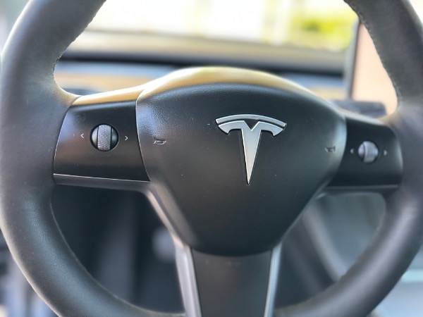 Used-2023-Tesla-Model-Y-Long-Range