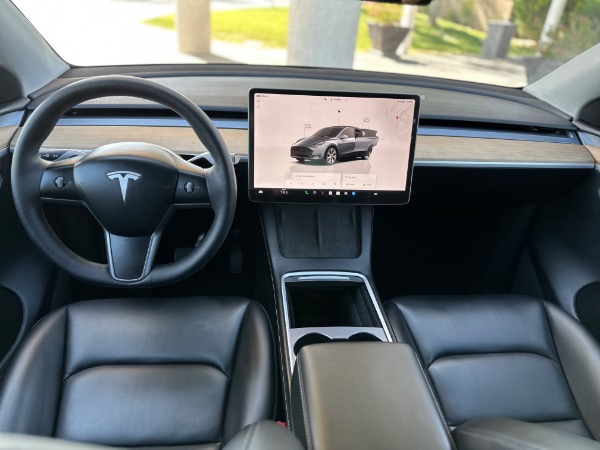 Used-2023-Tesla-Model-Y-Long-Range